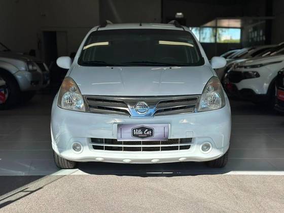 NISSAN GRAND LIVINA 1.8 SL 16V FLEX 4P AUTOMÁTICO NISSAN GRAND LIVINA 1.8 SL 16V FLEX 4P AUTOMÁTICO